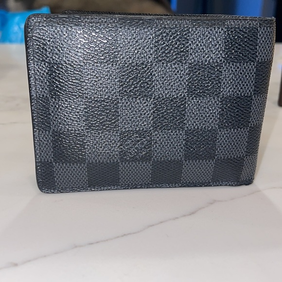AUTHENTIC Louis Vuitton Wallet - Picture 3 of 4